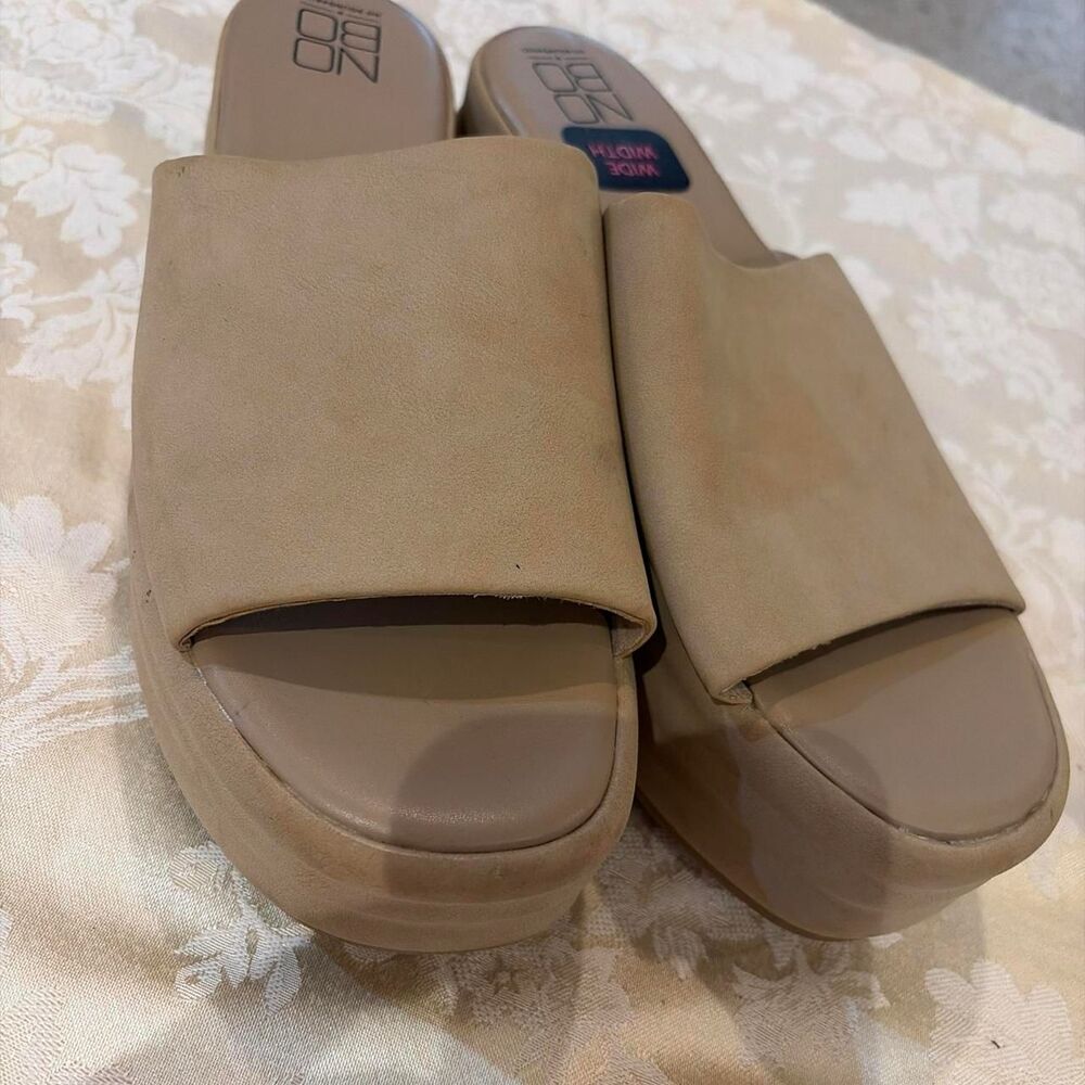 No-boundaries Women's Tan and Cream Slides